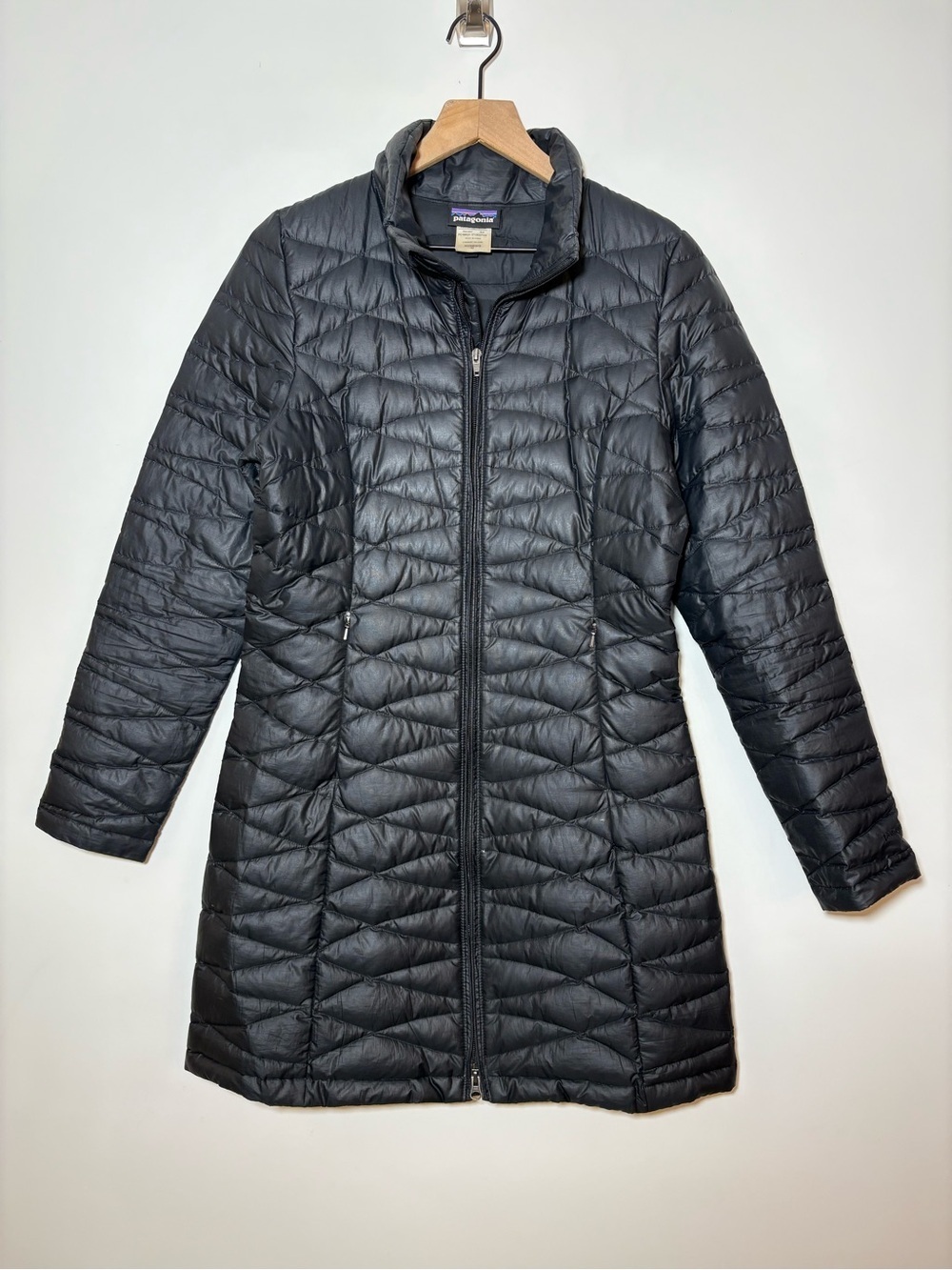 Patagonia Jacket Womens Size M Black Parka Duck Down Puffer Long Coat
